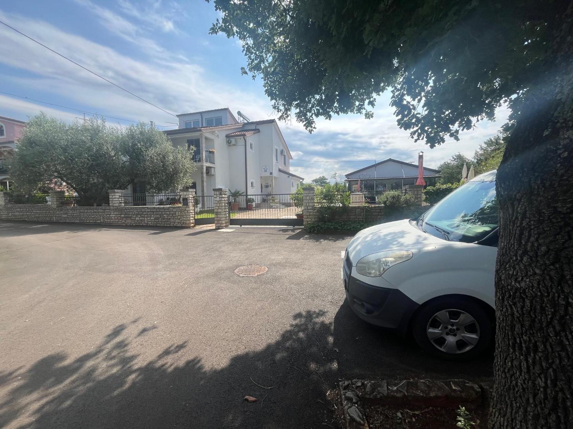 Guest House Sosi Ουμάγκ Εξωτερικό φωτογραφία